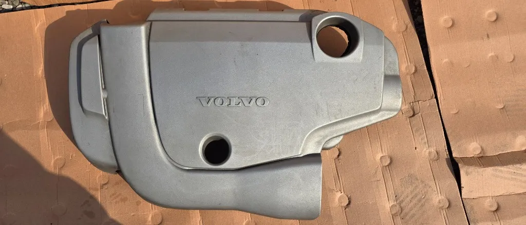 Capac protectie motor Volvo S40 / V50 2.4 D 2006 2007 2008 2009