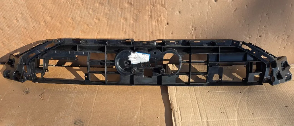 Suport grila radiator Audi A6 C8 4K 2019 2020 2021 2022