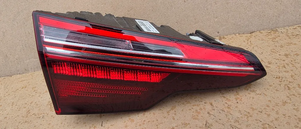 Stop stanga capota portbagaj Audi A4 B9 8W Facelift sedan 2020 2021 2022 2023