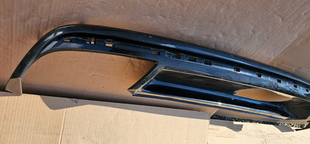 Difuzor bara spate Skoda Octavia 4 RS combi 2020 2021 2022 2023