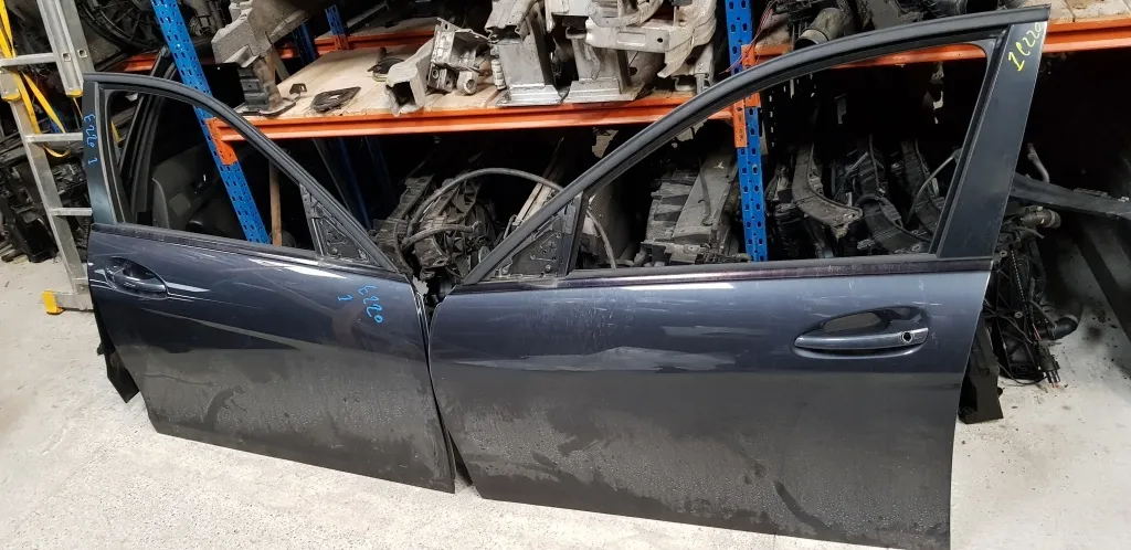 Usa stanga dreapta fata Mercedes C-Class W204 2007 2008 2009 2010
