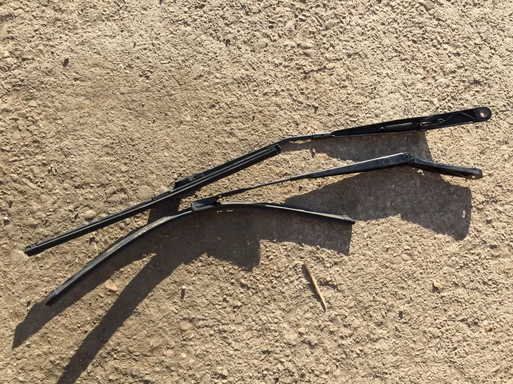 Brate stergatoare Vw Golf 6 2009 2010 2011 2012