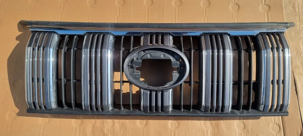 Grila radiator Toyota Land Cruiser Prado J150 Facelift 2018 2019 2020 2021