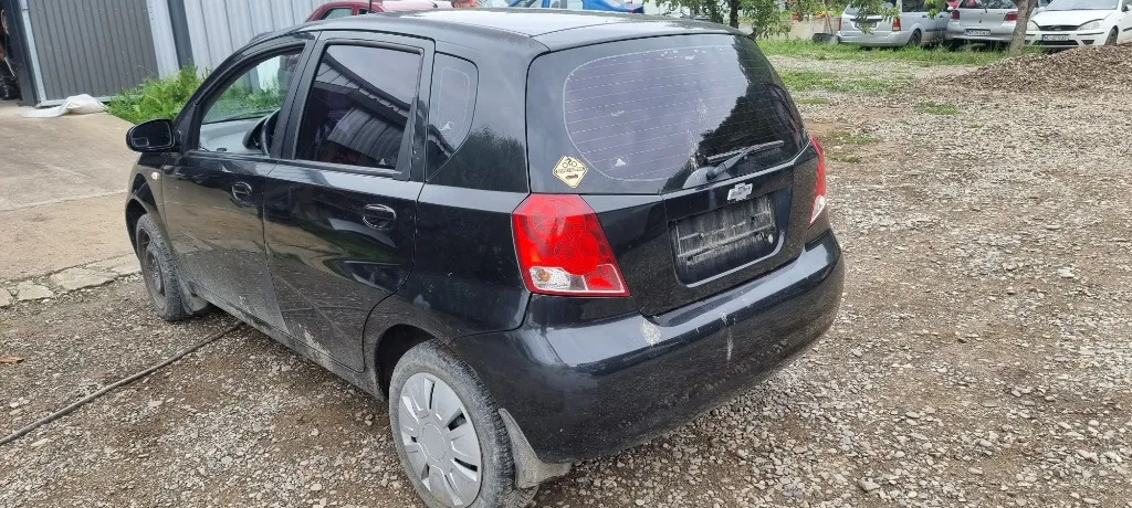 Usa stanga dreapta spate Chevrolet Aveo hatchback / Kalos 2003 2004 2005 2006
