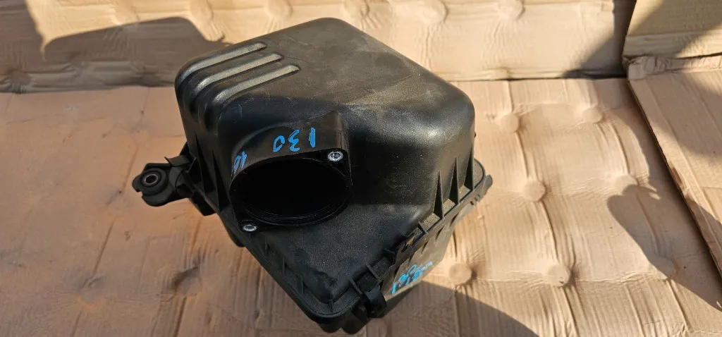 Carcasa filtru aer Hyundai i30 1.6 CRDI 2008 2009 2010 2011