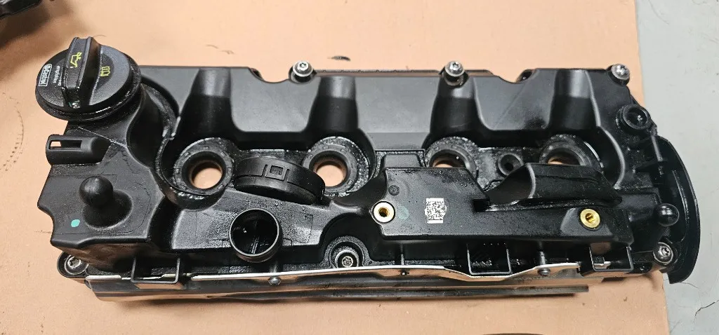 Capac culbutori / chiulasa Vw AUDI SKODA 2.0 TDI DFF DFH DFG 04L103469D