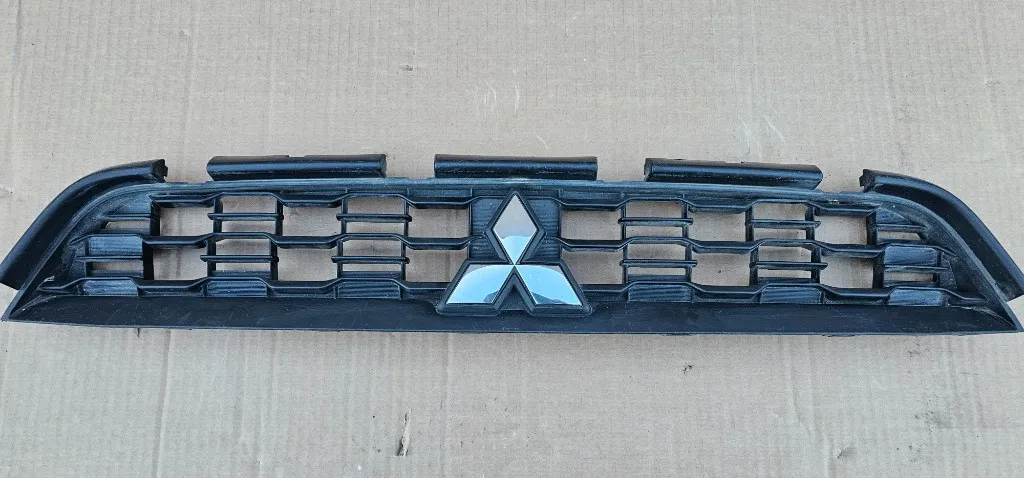 Grila radiator Mitsubishi ASX / Outlander Sport 2013 2014 2015 2106