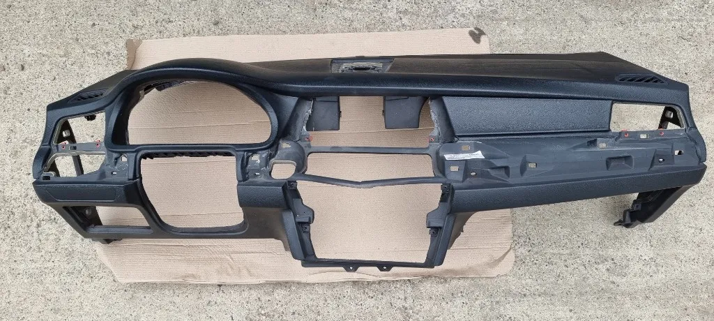 Plansa bord reconditionata BMW Seria 5 GT F07 2010 2011 2012 2013 2014