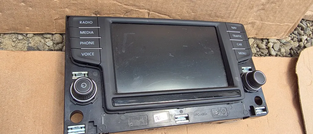 Display navigatie Vw Passat B8 2015 2016 2017 2018