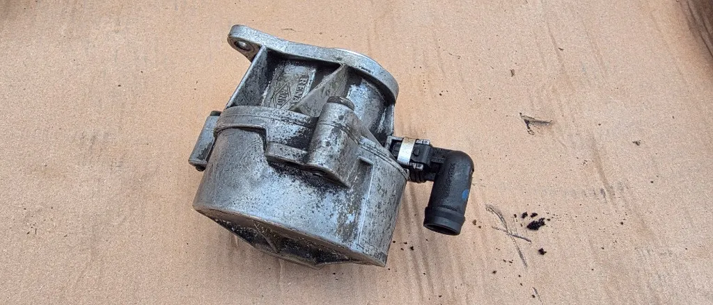 Pompa vacuum Renault Laguna 2 / Megane 2 / Scenic 2 .19 DCI 2003 2004 2005 2006