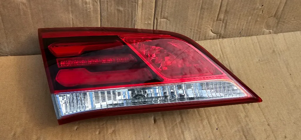 Stop stanga capota portbagaj Hyundai I40 Sedan Facelift 2016 2017 2018