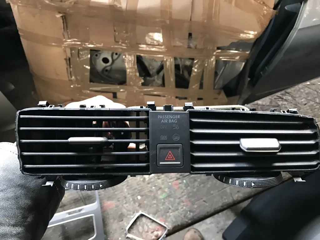 Grila aer bord Vw Golf 7 2013 2014 2015