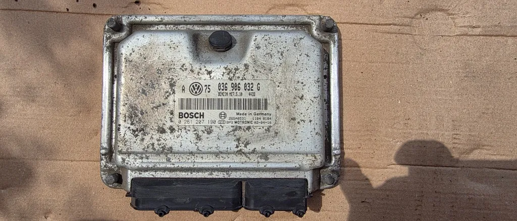 Ecu calculator motor Vw Golf 4 1.4 benzina BCA 2002 2003 2004