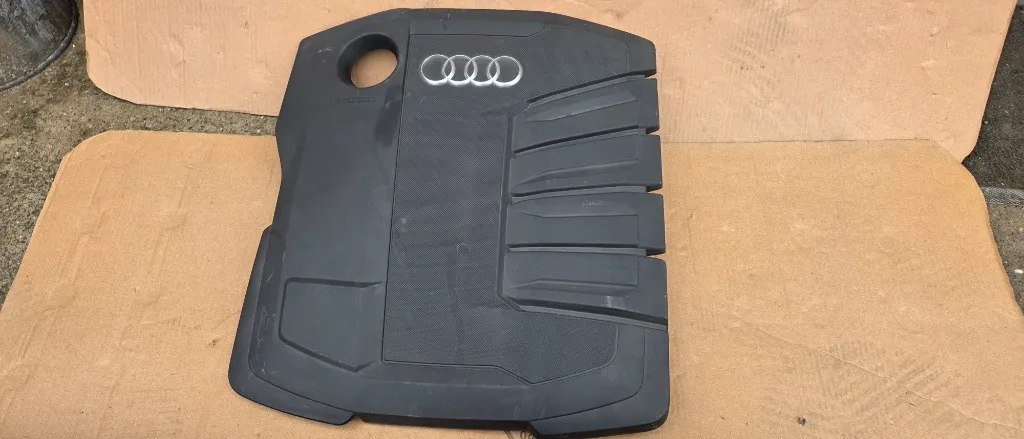 Capac protectie motor Audi A4 B9 / A5 F5 / Q5 Fy / A6 C8 2.0 TDI DFBA DEZE DTPA 2019 2020 2021 2022 2023