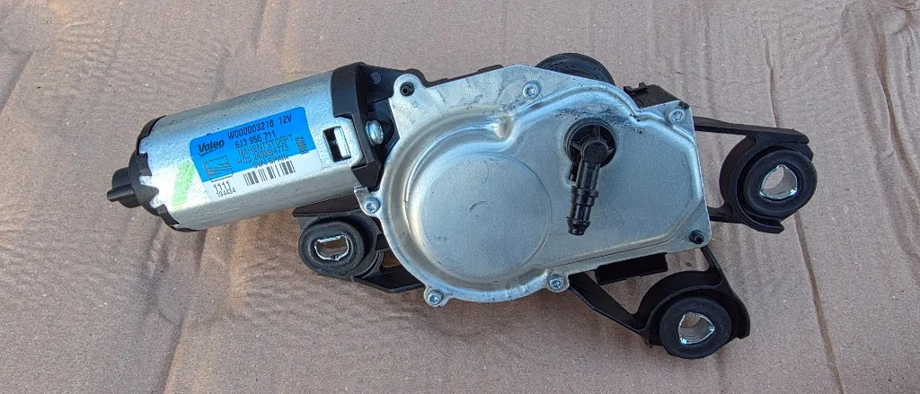 Motoras stergator haion Seat Ibiza 6J 2010 2011 2012 2013 2014 2015