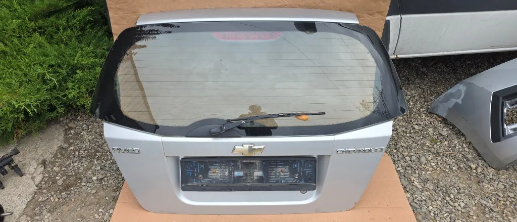 Haion cu luneta Chevrolet Aveo Hatchback 2003 2004 2005 2006