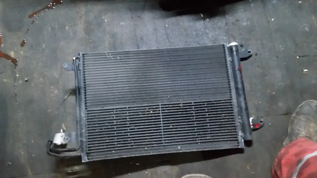 Radiator clima ac Vw Touran 2009 2010 2011 2012