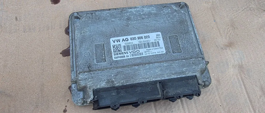 Ecu calculator motor Skoda Fabia 2 1.2 benzina BBM 2007 2008 2009 2010