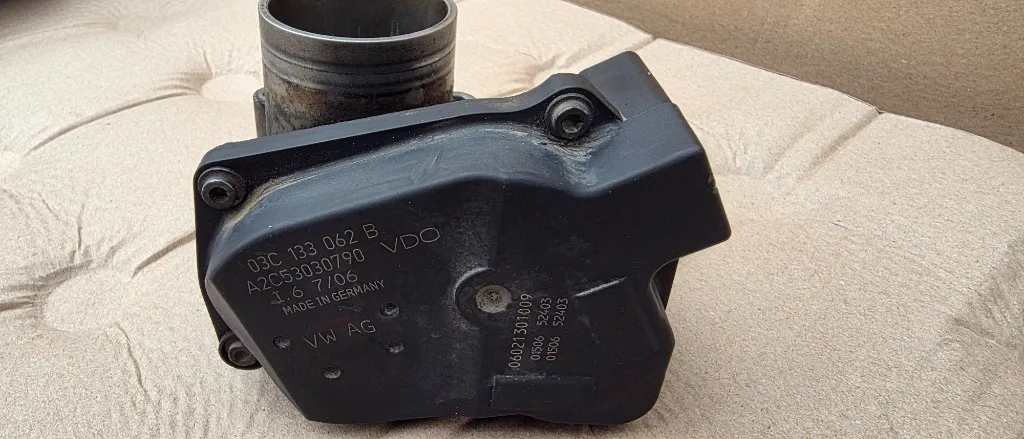 Clapeta Acceleratie Vw Polo 9N 1.2 benzina 2005 2006 2007 2008