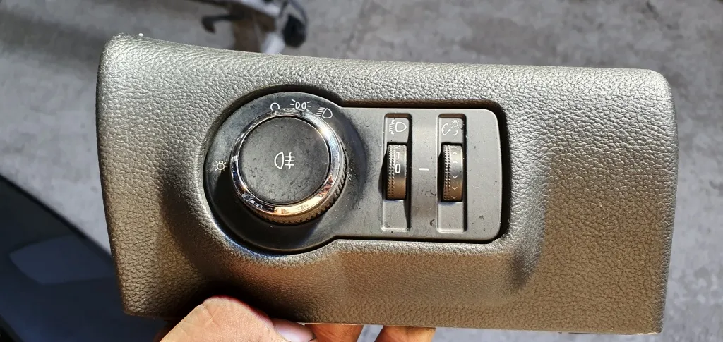 Bloc lumini Opel Astra J 2010 2011 2012 2013 2014