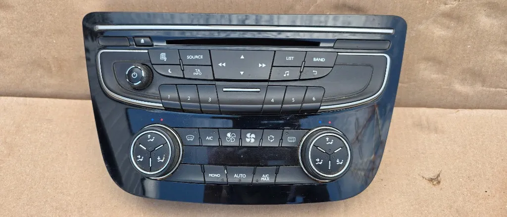 Panou comanda clima si butoane radio Peugeot 508 2010 2011 2012 2013 2014