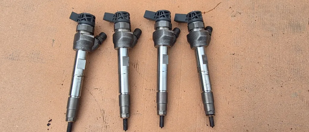 Injectoare BMW B47D20A F30 F23 F32 F45 X1 F48 F60 2015 2016 2017 8514146