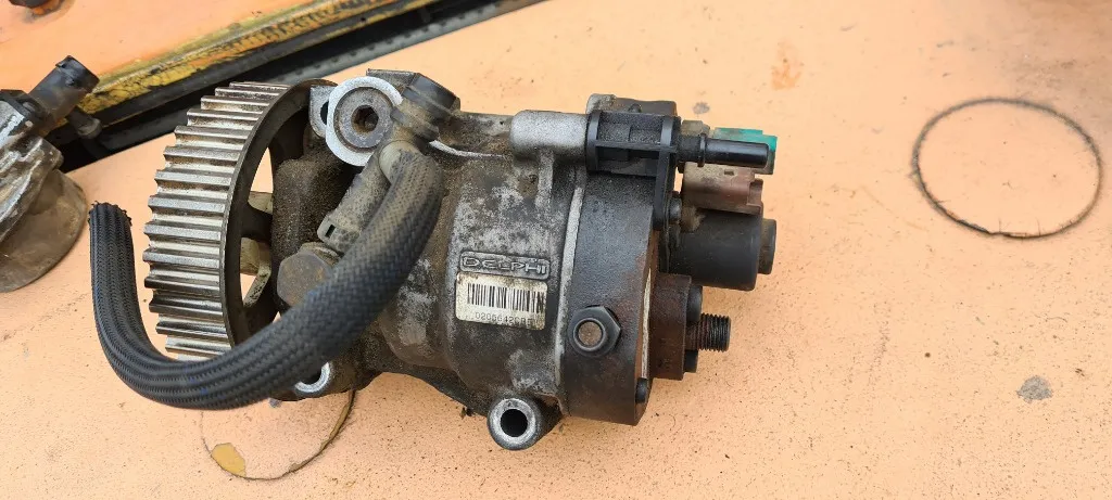 Pompa injectie inalta presiune Dacia Logan Renault Kangoo 1.5 DCI euro 4 R9042A070a
