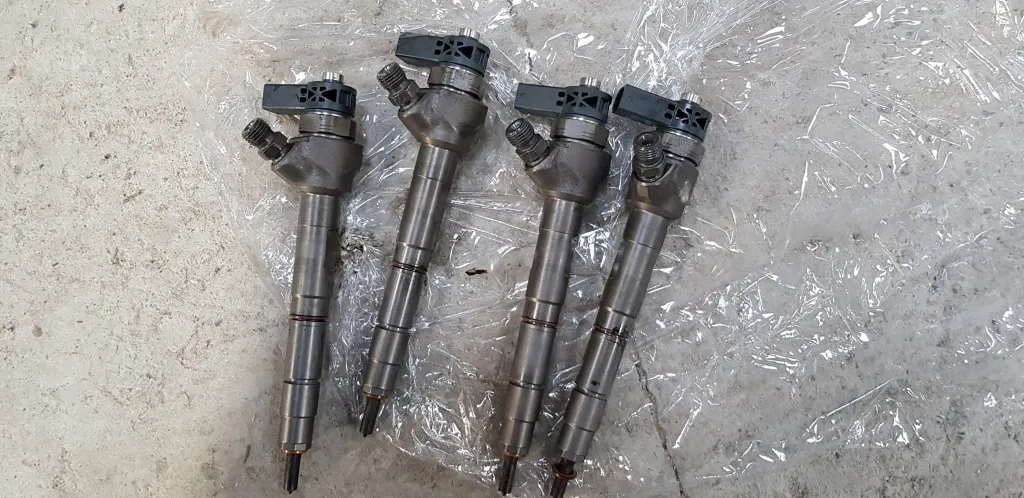 Injectoare Vw Golf 7 1.6 TDI CLH 2013 2014 2015