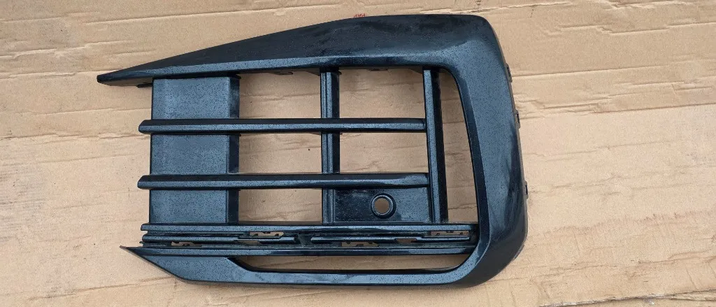 Grila stanga bara fata Vw Touareg 3 Facelift 2023 2024 2025