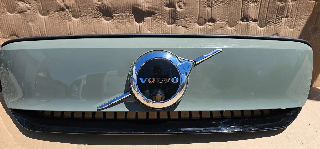 Grila radiator Volvo XC40 Facelift 2022 2023