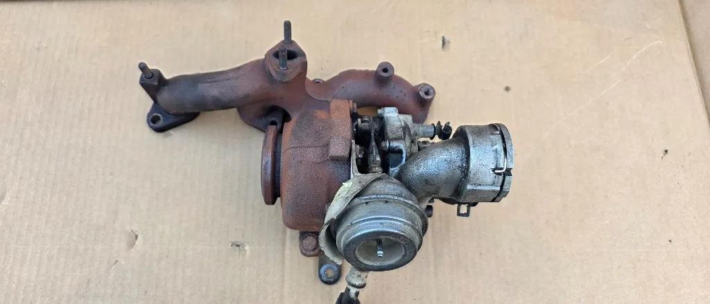Turbina motor BKP Vw Passat 3C B6 2.0 TDI 2005 2006 2007 2008