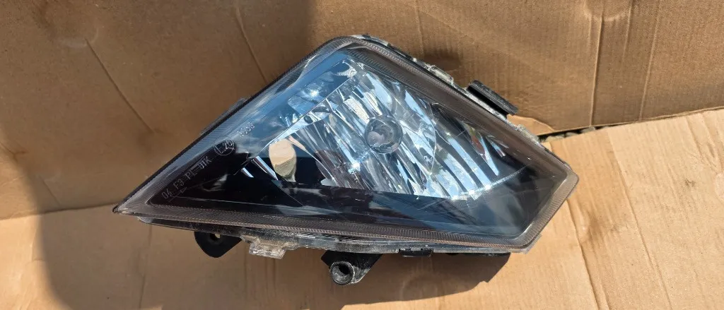 Proiector ceata stanga Seat Ibiza 6F 2017 2018 2019 2020