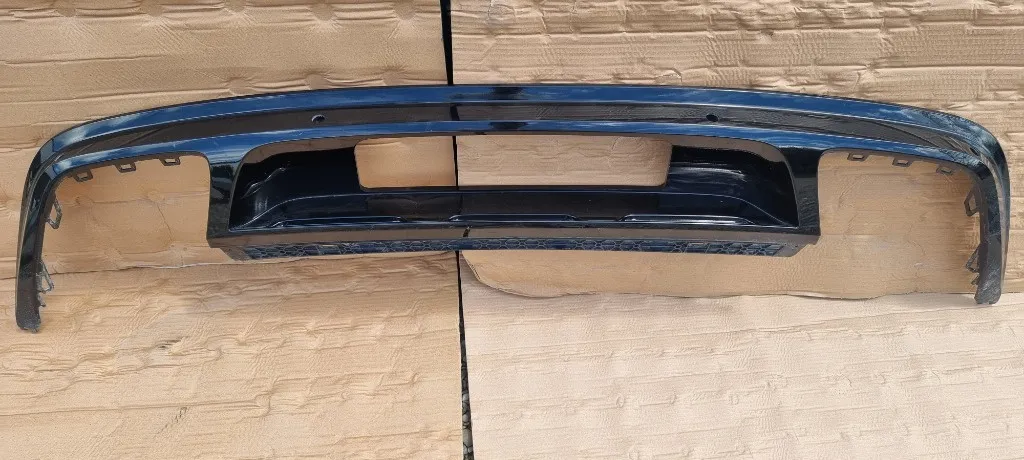 Difuzor spoiler inferior bara spate Vw Tiguan Allspace 5NA 2016 2017 2018 2019