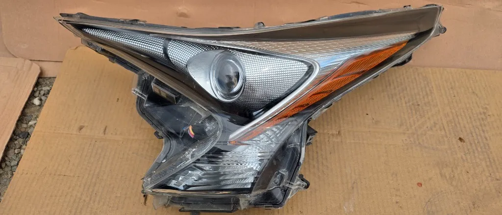 Far stanga LED Toyota Prius 2016 2017 2018 2019