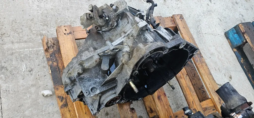 Cutie viteze manuala 5 trepte Fiat Stilo 1.9 JTD 192A1000 2001 2002 2003 2004