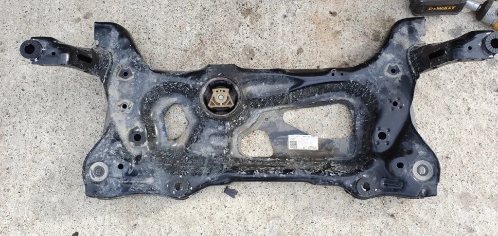 Jug motor punte fata Vw Touran 5T 2016 2017 2018 2019