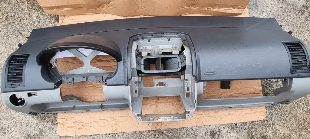 Plansa bord cu airbag pasager Vw Polo 9N 2003 2004 2005 2006 2007