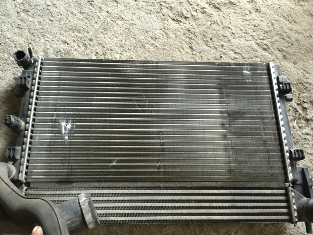 Radiator apa Seat Ibiza 6J 1.2 TDI CFW 2010 2011 2012 2013