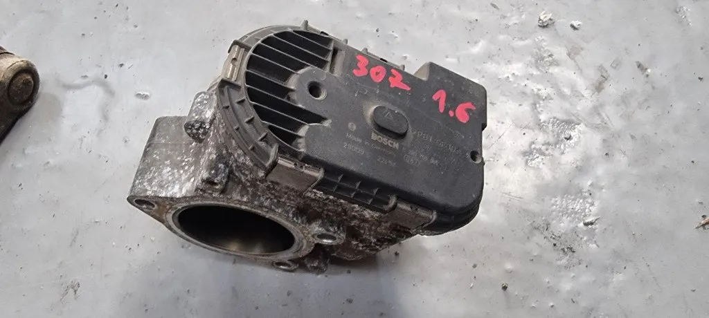 Clapeta acceleratie Peugeot 307 1.6 benzina NFU 2001 2002 2003 2004 2005