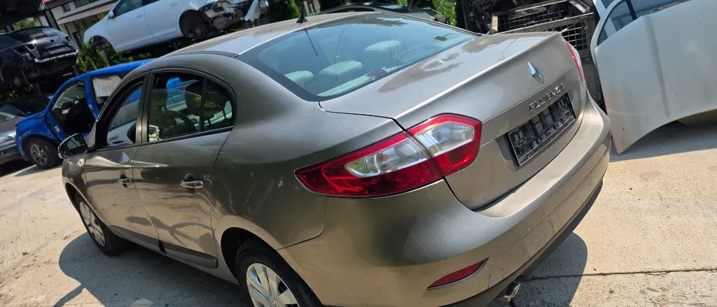 Capota portbagaj Renault Fluence 2010 2011 2012 2013 2014
