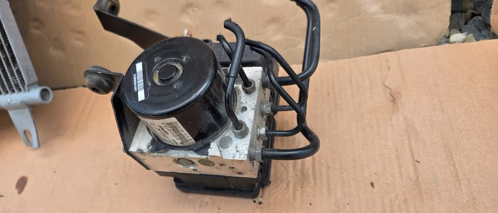 Pompa modul ABS Ford Focus 3 2011 2012 2013 2014