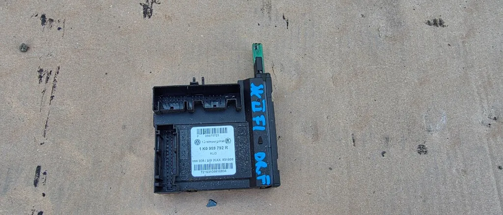 Calculator usa dreapta fata Skoda Octavia 2 Facelift / Golf 6 / Tiguan 2009 2010 2011 2012