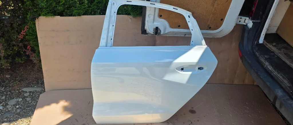 Usa stanga spate Audi A3 8Y hatchback an 2020 2021 2022 2023 2024 2025
