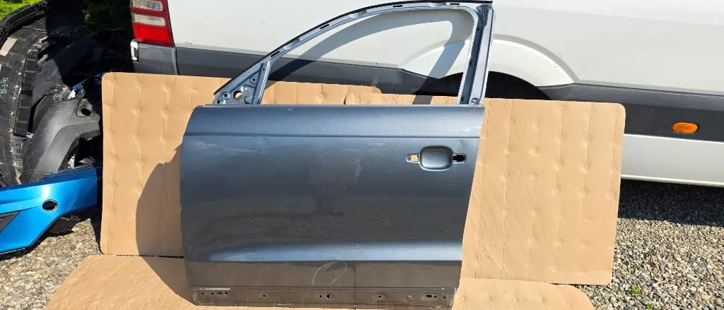 Usa stanga fata Audi Q3 8U 2012 2013 2014 2015 2016 2017