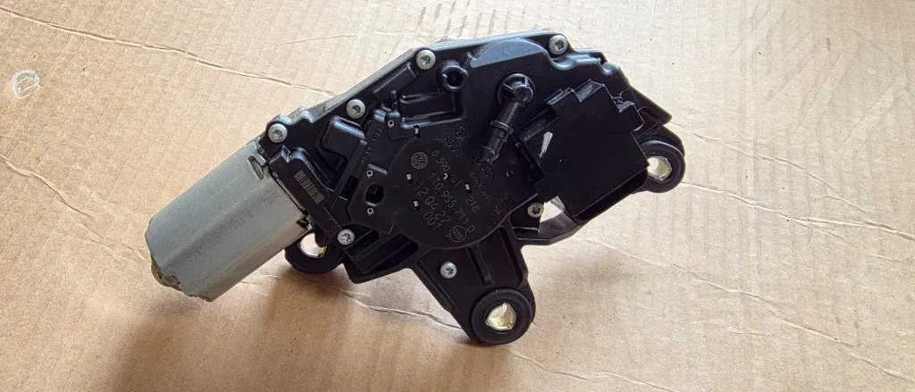 Motoras stergator haion Vw Caddy 2K 2006 2007 2008 2009 2010 2011 2012 2013