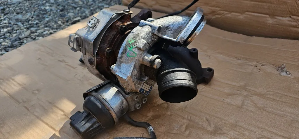 Turbina motor CFF 2.0 TDI Vw Golf 6 2009 2010 2011 2012