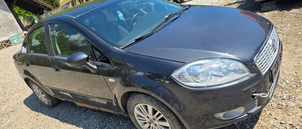 Oglinda stanga / dreapta Fiat Linea 2007 2008 2009 2010