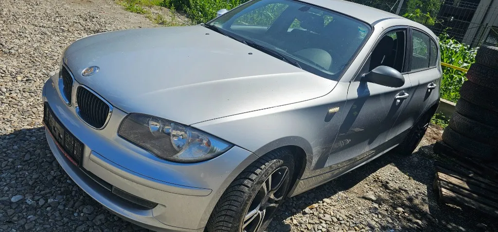 Oglinda stanga / dreapta BMW Seria 1 E81 E87 2006 2007 2008 2009 2010