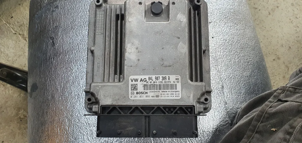 Ecu Calculator motor Skoda Superb 3 2.0 TDI CRL DSG 2016 2017 2018