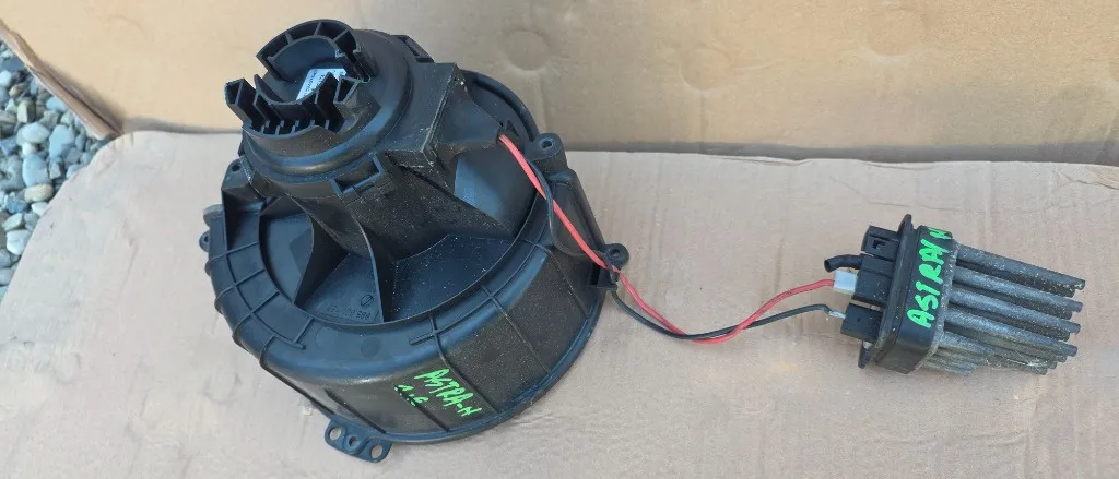 Aeroterma / Ventilator habitaclu Opel Astra H 2004 2005 2006 2007